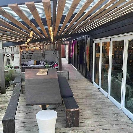 Electric Waihi Beach House - Family & Dog Friendly, Close To Beach, Pool Table, Outdoor Fire Room, Skate Ramp Bowentown 외부 사진